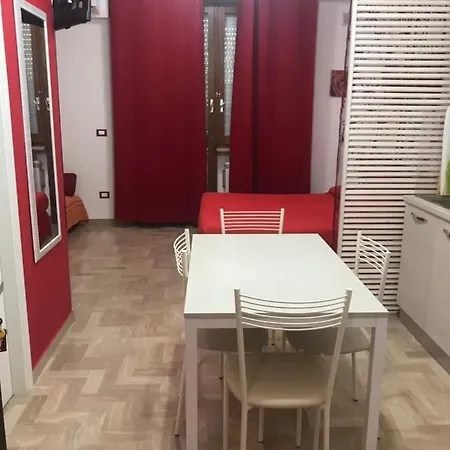 בית הארחה Da Gianni E Bea פוליניו