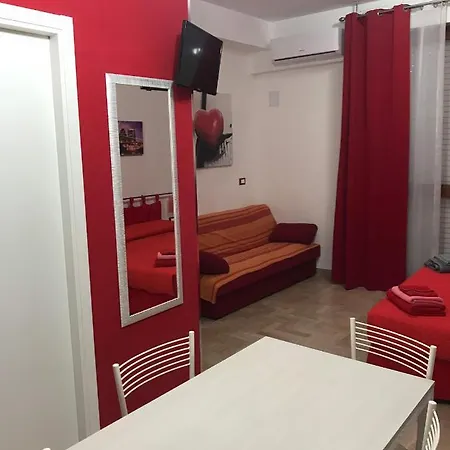 Da Gianni E Bea בית הארחה פוליניו