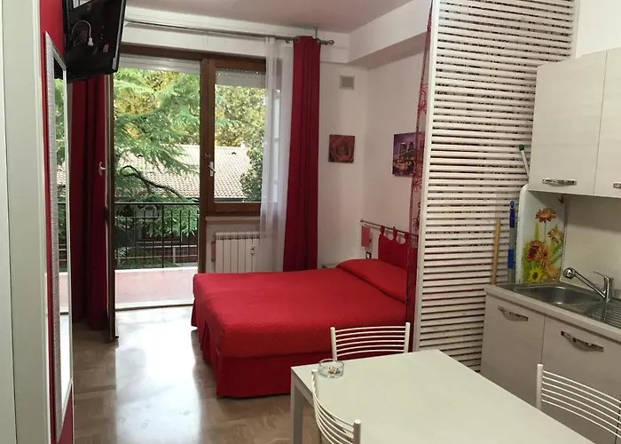 Da Gianni E Bea Casa de hóspedes Foligno