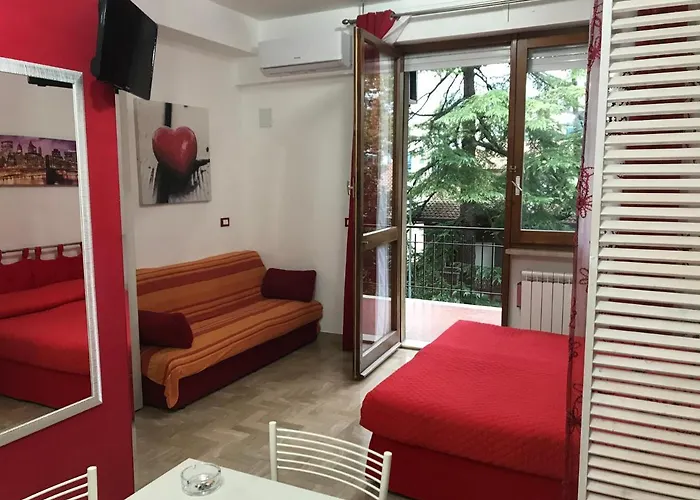 Da Gianni E Bea Casa de hóspedes Foligno